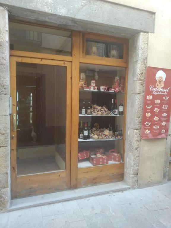 Apartament Can Mingu 2On Pis Besalú Екстериор снимка