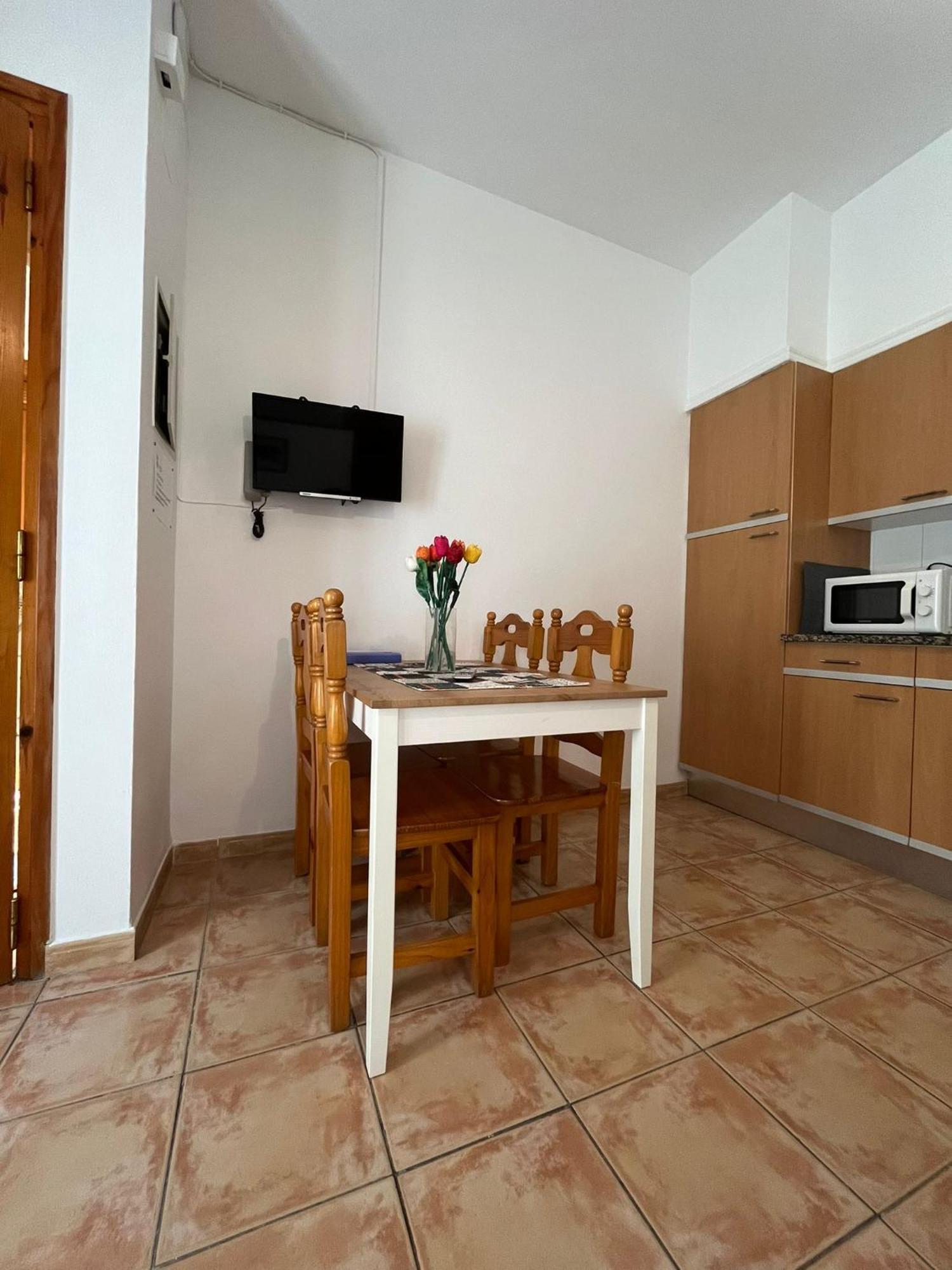 Apartament Can Mingu 2On Pis Besalú Екстериор снимка